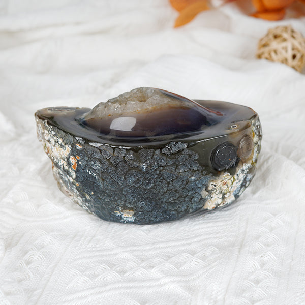 Agate Yuanbao With Geode【1842g】